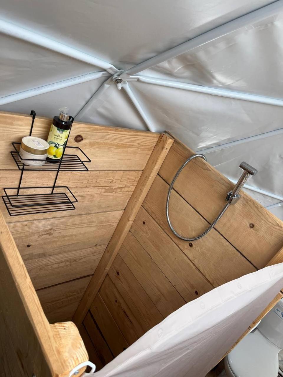 Hotel Glamping Rose à Radovici Extérieur photo