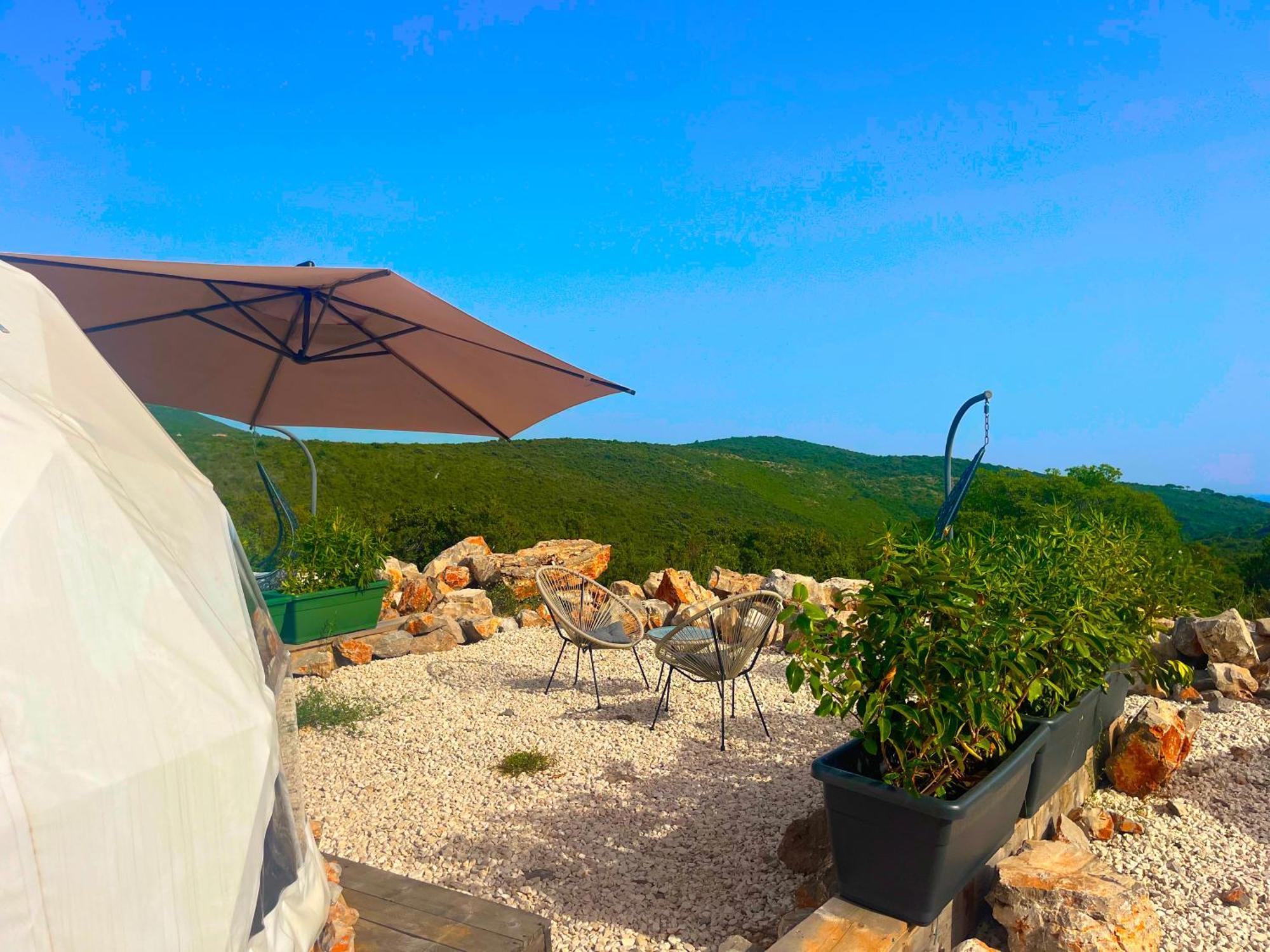 Hotel Glamping Rose à Radovici Extérieur photo
